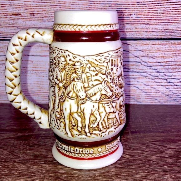 Avon 1983 Vintage Western Roundup Miniature Beer Stein Ceramarte Brazil - Picture 1 of 9
